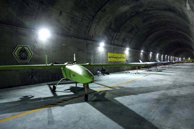 O Irã fornecerá centenas de drones com capacidades de armas de combate à Rússia para uso na invasão `a Ucrânia, disse Jake Sullivan, conselheiro de segurança nacional da Casa Branca dos EUA em 11/07/2022. O Irã fornecerá centenas de drones com capacidades de armas de combate à Rússia para uso na invasão `a Ucrânia, disse Jake Sullivan, conselheiro de segurança nacional da Casa Branca dos EUA em 11/07/2022.
