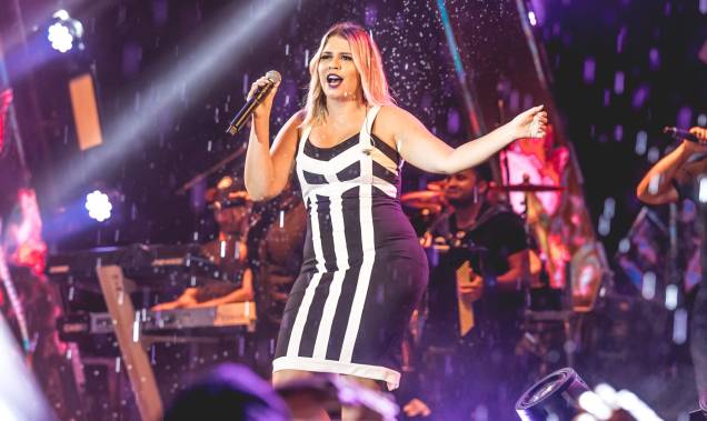 A cantora e compositora goiana Marília Mendonça, durante apresentação em Viçosa-MG, 2019. A cantora e compositora goiana Marília Mendonça, durante apresentação em Viçosa-MG, 2019.