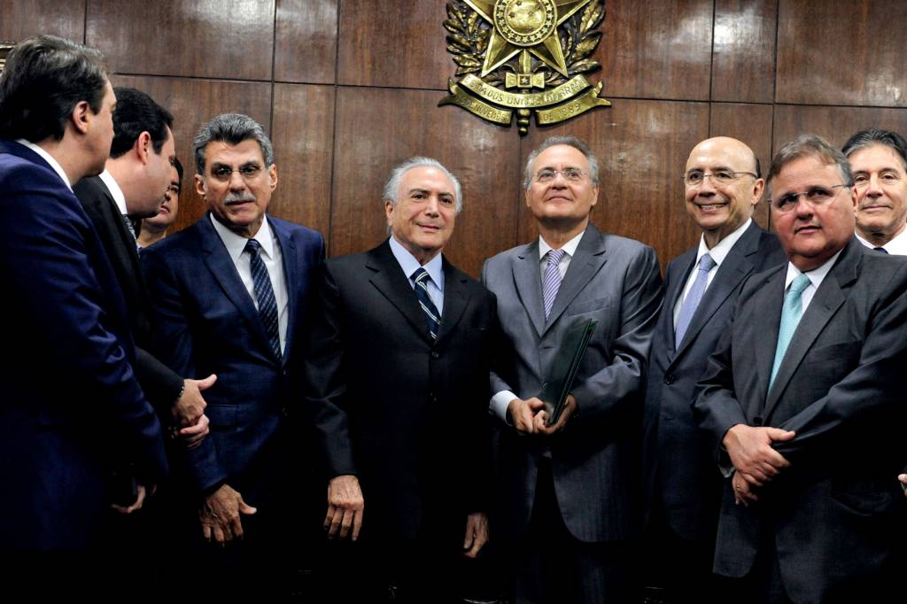 Presidência do Senado ANTES DA QUEDA - Com Temer: áudio sobre Lava-Jato iniciou o declínio político -