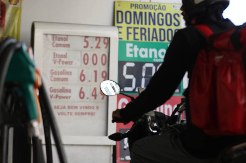 A nova medida do governo que deverá aumentar o preço do diesel