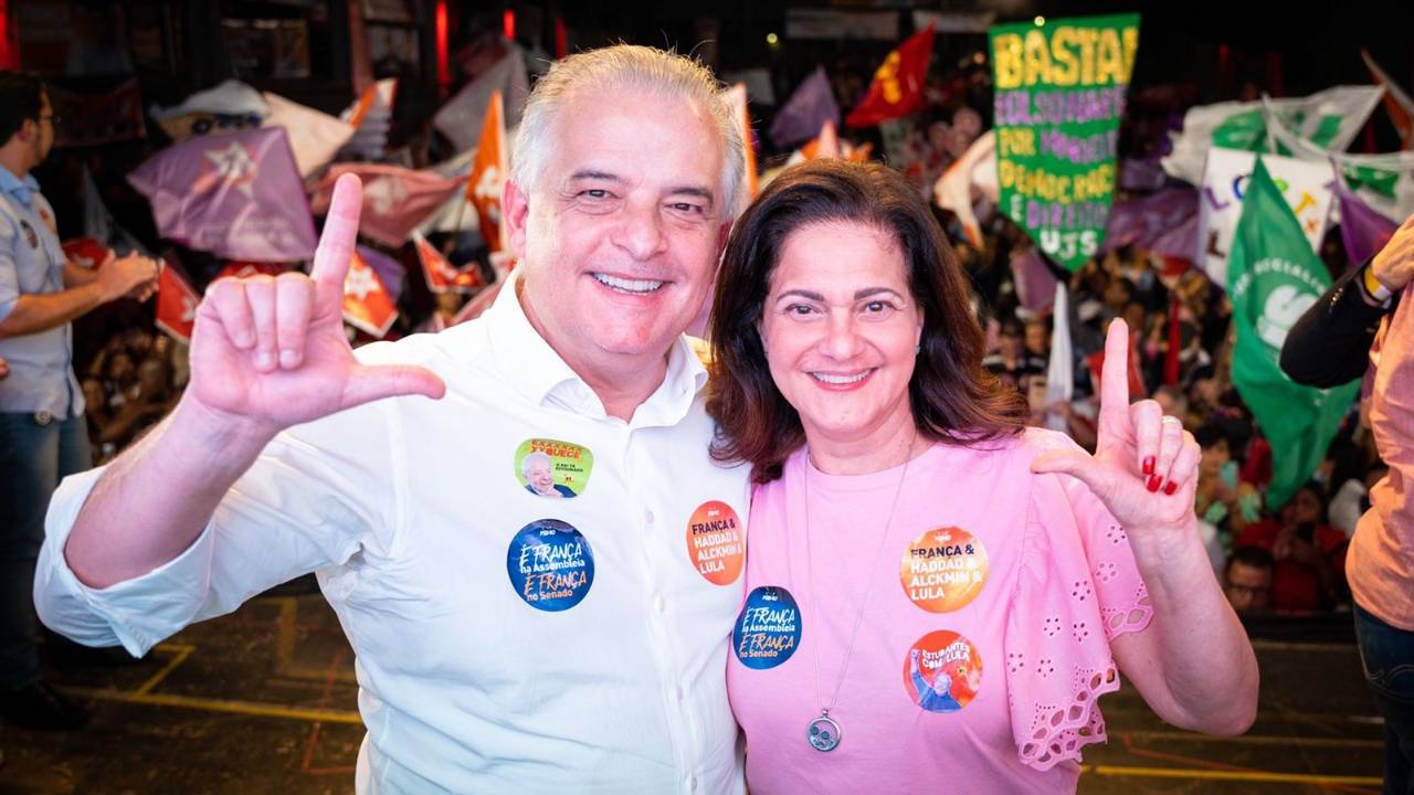 O ex-governador Márcio França e a mulher, Lúcia França, que será vice na chapa de Fernando Haddad ao governo de São Paulo