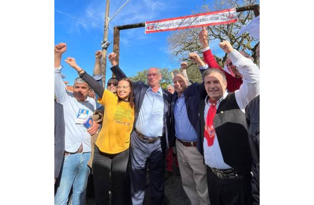 Ciro Gomes, candidato `a presidência da República pelo PDT, em campanha eleitoral, no estado do Rio Grande do Sul, 30/07/2022. Ciro Gomes, candidato `a presidência da República pelo PDT, em campanha eleitoral, no estado do Rio Grande do Sul, 30/07/2022.