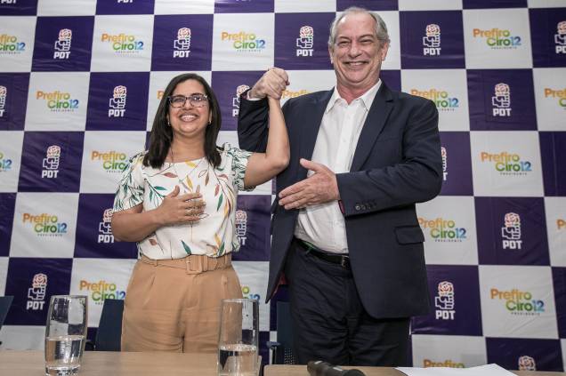 Ciro Gomes, candidato `a presidência da República pelo PDT, oficializa sua candidata `a vice-presidente Ana Paula Matos, da Bahia, 05/08/2022. Ciro Gomes, candidato `a presidência da República pelo PDT, oficializa sua candidata `a vice-presidente Ana Paula Matos, da Bahia, 05/08/2022.