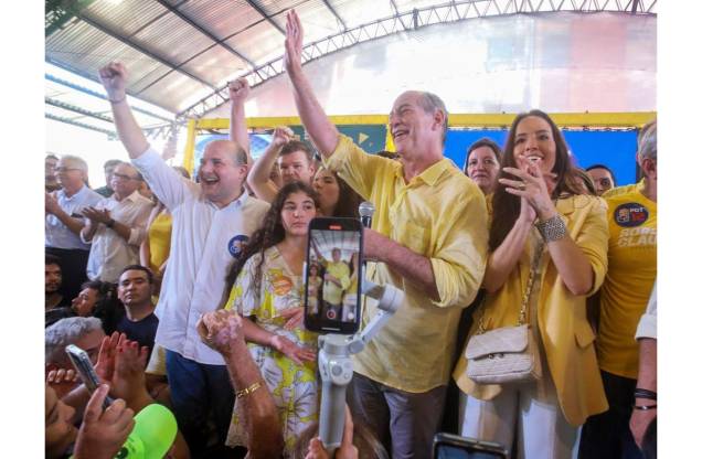 Ciro Gomes, candidato `a presidência da República pelo PDT, no lançamento da candidatura de Roberto Claudio ao Governo do Estado do Ceará. 24/07/2022. Ciro Gomes, candidato `a presidência da República pelo PDT, no lançamento da candidatura de Roberto Claudio ao Governo do Estado do Ceará. 24/07/2022.