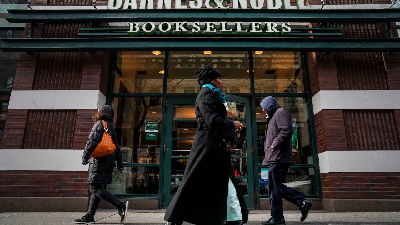 Barnes & Noble