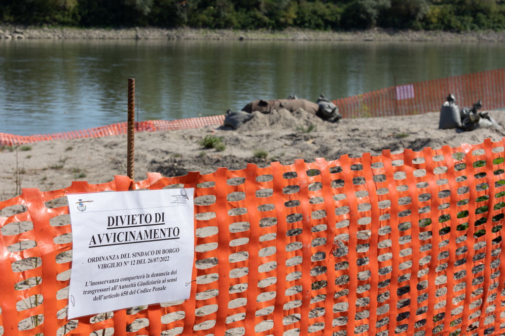 BORGOFORTE, ITALY - AUGUST 04: In this view unexploded bombs from the Second World War are seen on dry waters in the Po river in the province of Mantua on August 4, 2022 in Borgoforte, Italy. (Photo by Nicola Ciancaglini/Ciancaphoto Studio/Getty Images)