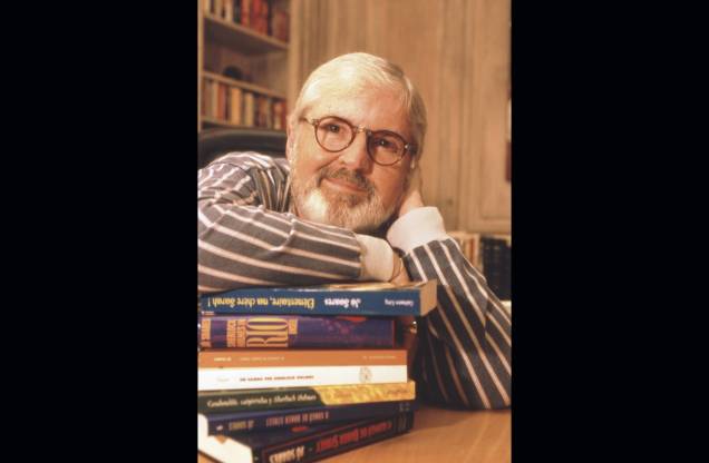 Jô Soares com seus livros, em sua residência, em São Paulo, 01/03/1997. Jô Soares com seus livros, em sua residência, em São Paulo, 01/03/1997.