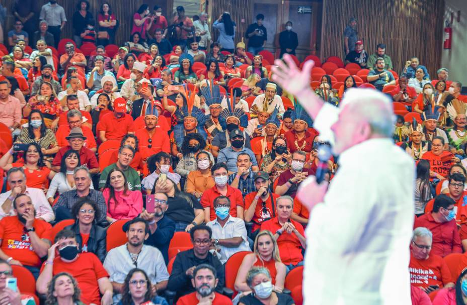 O ex-presidente Luiz Inácio Lula da Silva e candidato `a presidência da República pelo PT,   no ato "Brasil Pela Paz pela Paraíba e pelo Brasil", 02/08/2022.