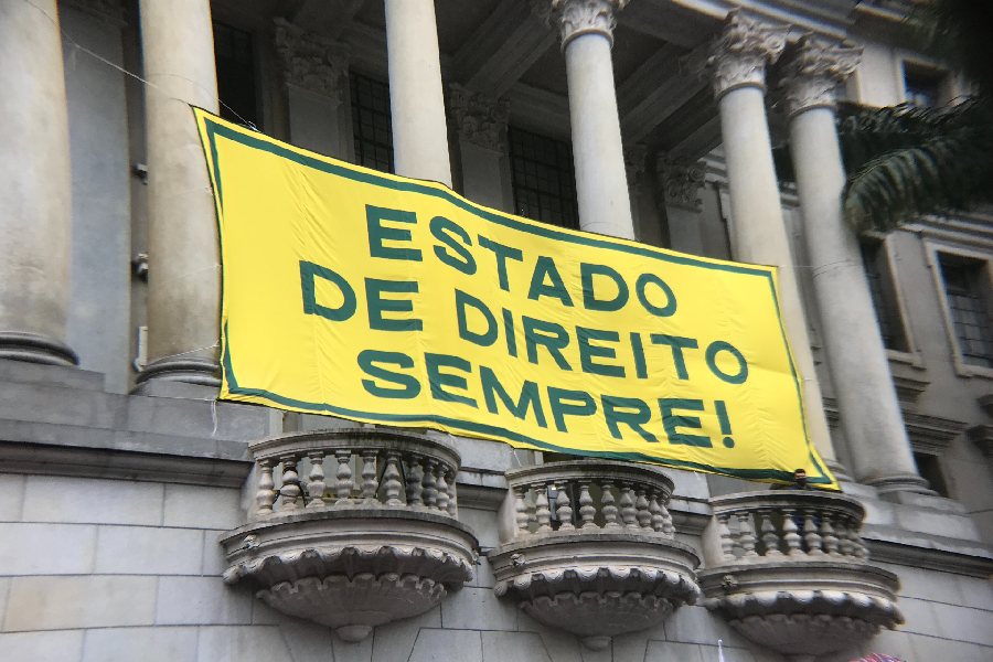 Ato na USP pela defesa da democracia