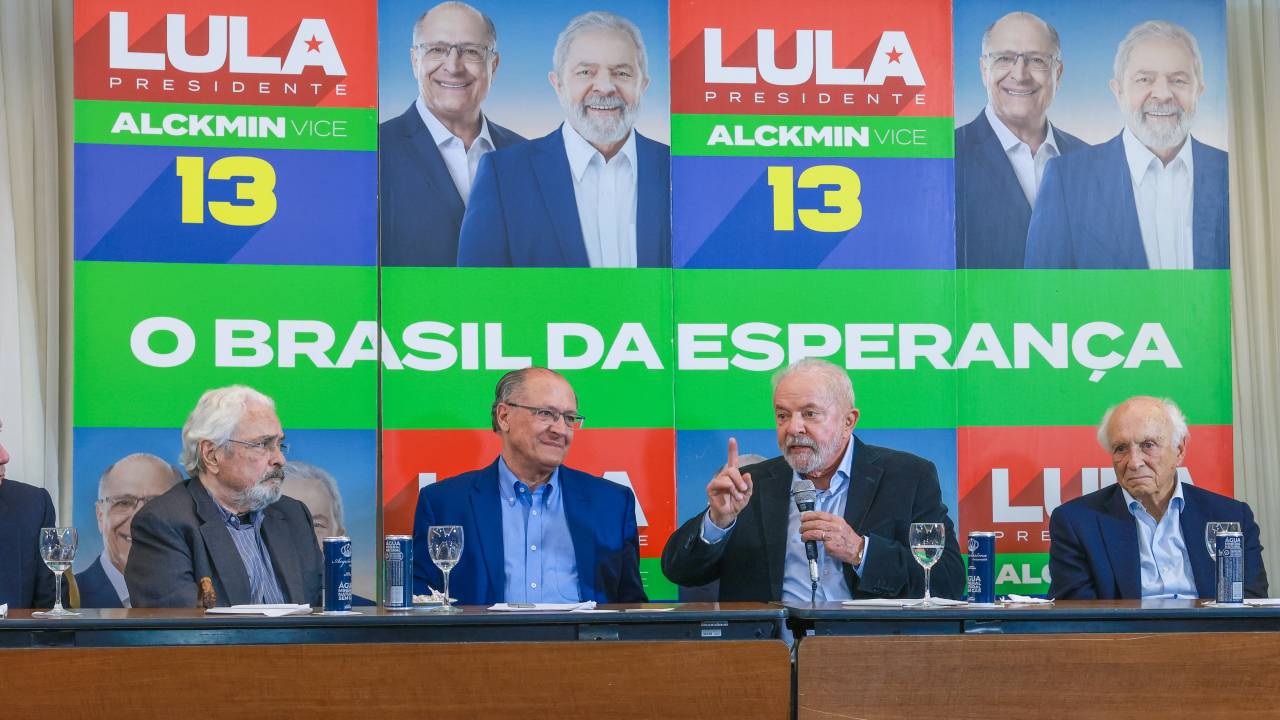 27.09.2022 – Lula e Alckmin, da Coligação Brasil da Esperança, participam de encontro com personalidades da sociedade civil, em São Paulo (SP). Foto: Ricardo Stuckert