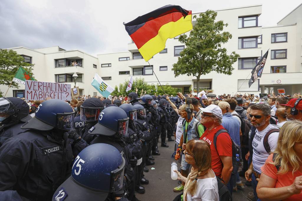 GettyImages-1234381928.jpg RADICAIS EM AÇÃO - Tentativa de invasão do Parlamento: nova ameaça -