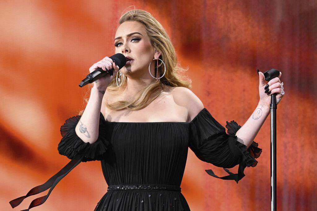GettyImages-1406409082.jpg CASEIRA - Adele: ela quer conciliar vida pessoal e temporada de espetáculos -