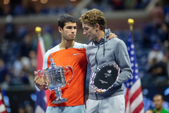 Alcaraz e Casper Ruud, os jovens número 1 e 2 do tênis, após o US Open Alcaraz e Casper Ruud, os jovens número 1 e 2 do tênis, após o US Open