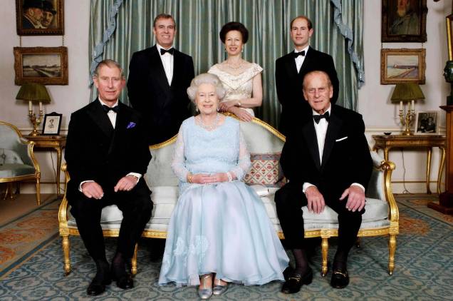 A rainha Elizabeth em <span>cerimônia</span> de um jantar da <span>família</span> real - A rainha Elizabeth em <span>cerimônia</span> de um jantar da <span>família</span> real -