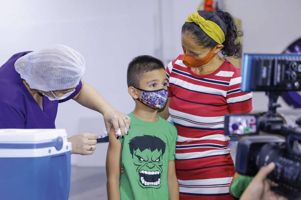 VACINACAO-COVID-19-CRIANCAS-BRASIL-2022-01.jpg PROTEÇÃO - A conquista das vacinas: vitais para reduzir o número de mortes -