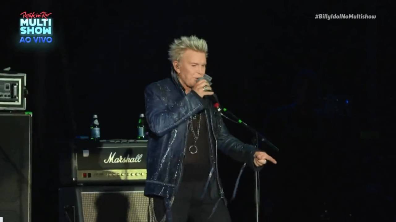 O cantor Billy Idol faz show no Rock in Rio