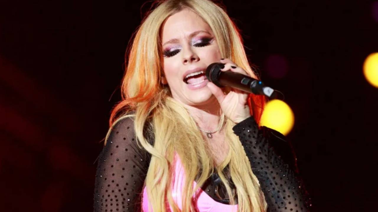 Avril Lavigne em seu show nesta sexta-feira, 9, no Rock in Rio
