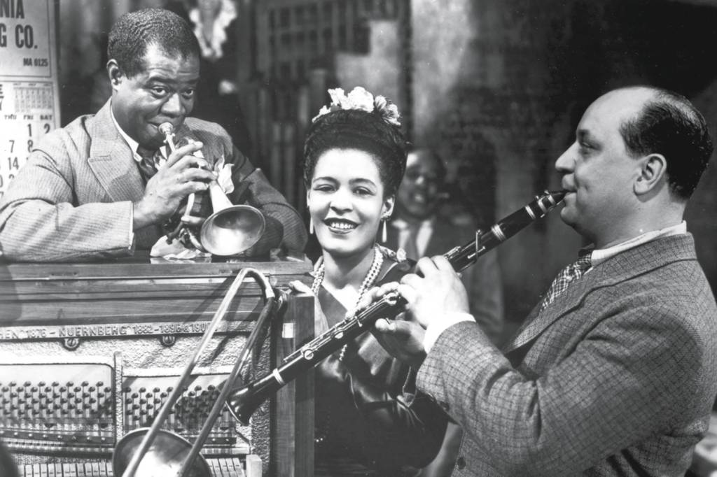 010_A7A08C02_177.jpg LENDÁRIOS - Trio: Louis tocou com feras como Billie Holiday (centro) -
