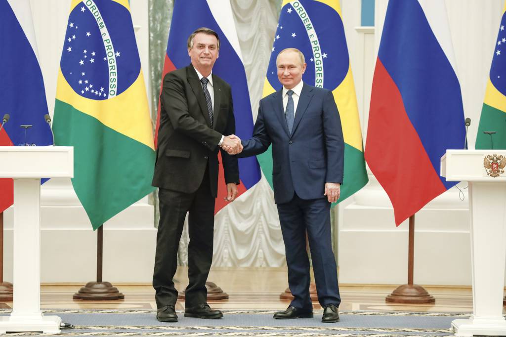 16022022-declarao–imprensa_51885484618_o.jpg NA RÚSSIA - Com Vladimir Putin: missão bem-sucedida, segundo Bolsonaro -