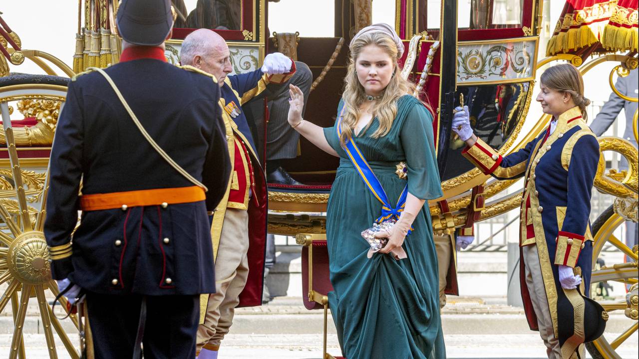 Princesa Amalia da Holanda na varanda do Palácio Noordeinde após a abertura do ano parlamentar em Haia, nos Países Baixos. 20/09/2022