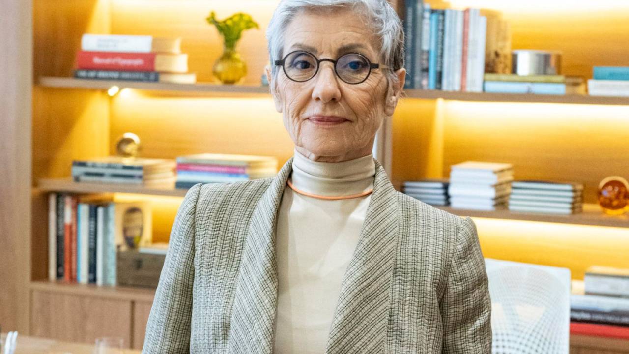 Cássia Kis como a personagem Cidália na novela 'Travessia', da Globo