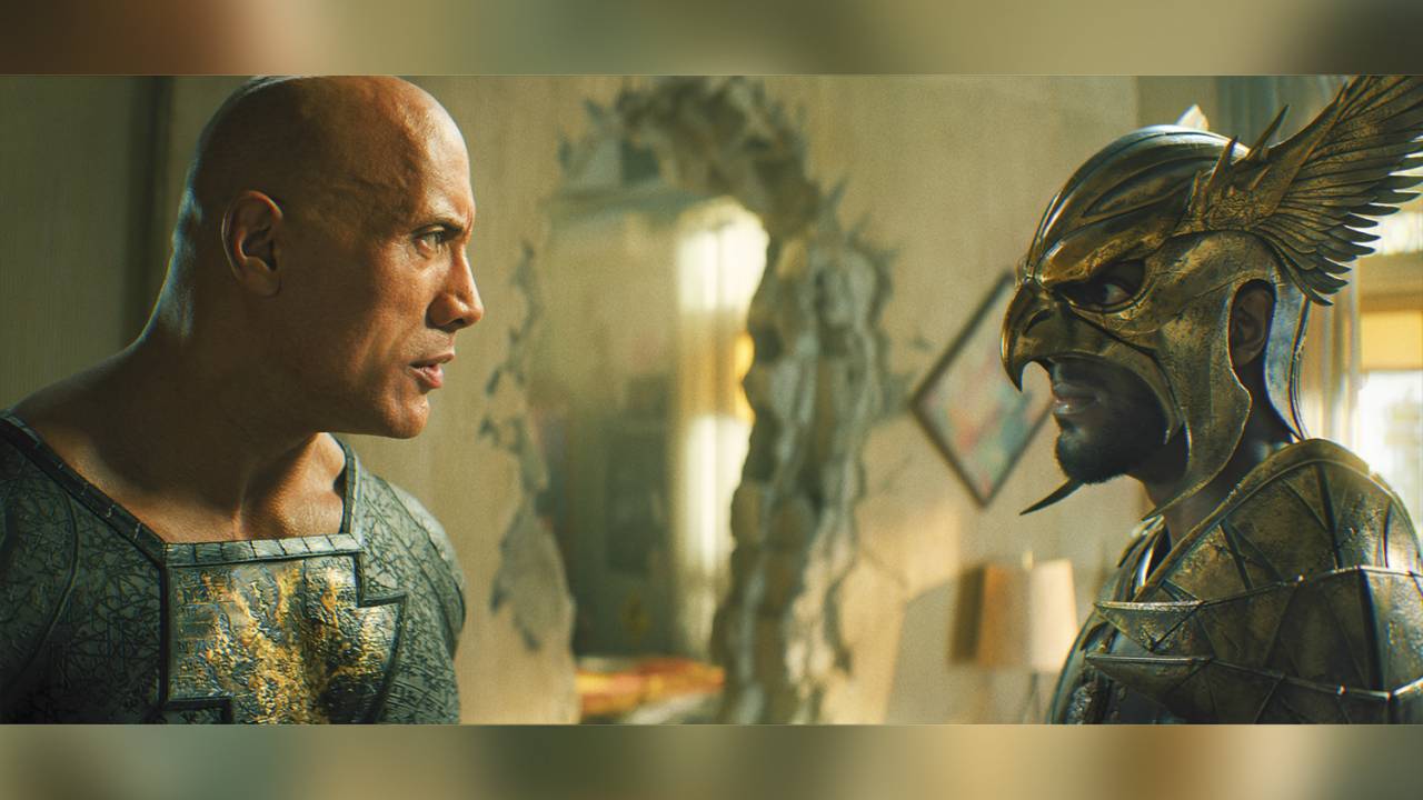 FORÇA BRUTA - Dwayne Johnson e Aldis Hodge no filme: o anti-herói vai enfrentar os membros da Sociedade da Justiça -