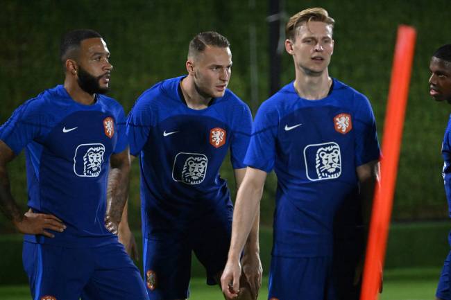 FBL-WC-2022-TRAINING-NED Depay e De Jong, as esperanças da Holanda -