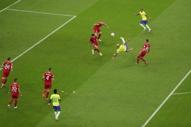 Brazil v Serbia: Group G – FIFA World Cup Qatar 2022 Lance plástico protagonizado por Richarlison -
