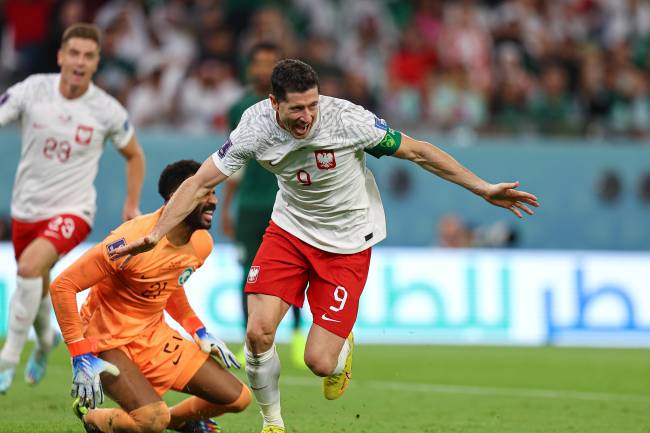 Lewandowski Poland v Saudi Arabia: Group C – FIFA World Cup Qatar 2022 Lewandowski fez o primeiro dele após cinco jogos em Mundiais -