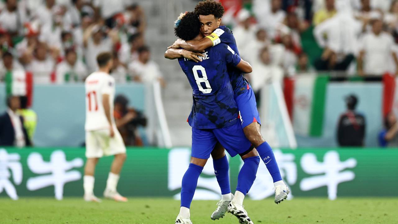 Weston McKennie marcou o gol da vitória dos Estados Unidos -