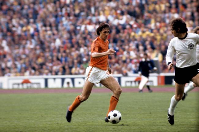 Johan Cruijff Cruyf Johan Cruijff, o cérebro da Laranja Mecânica –