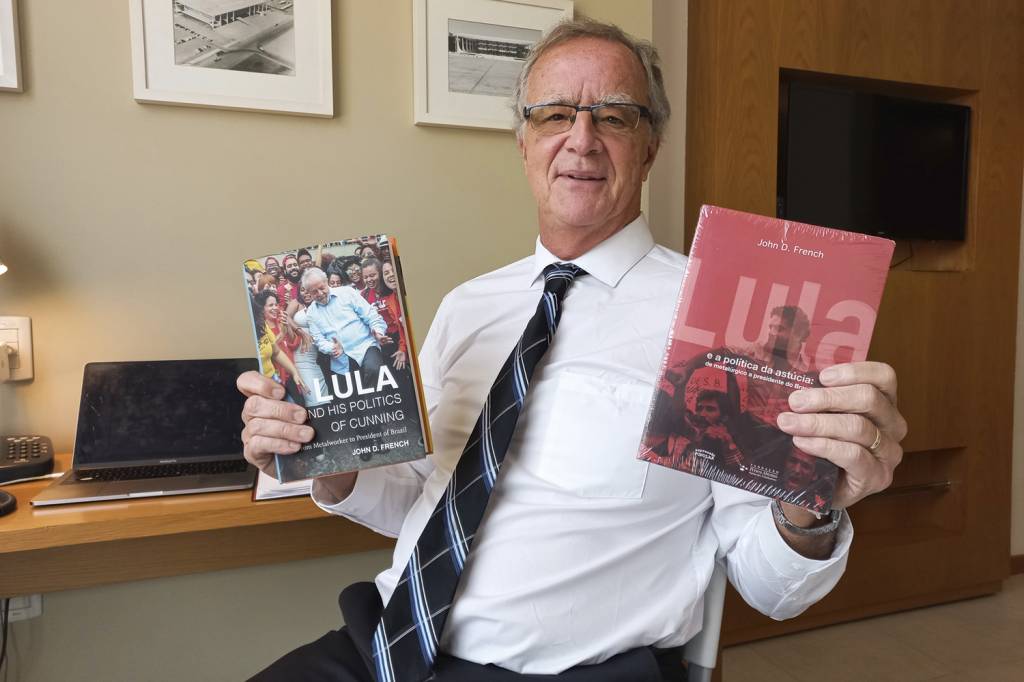 JOHN-FRENCH-2.jpg PROPAGANDA - John French: em seu livro, Lula é o “Pelé” da política brasileira -