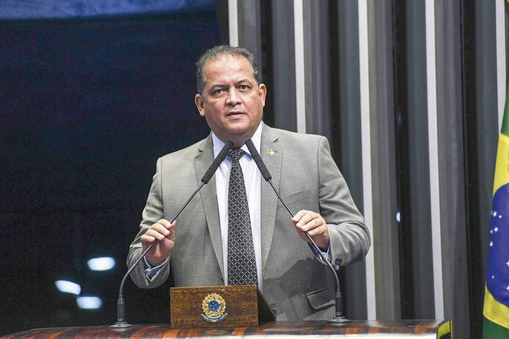 SENADOR-EDUARDO-GOMES-2020-4.jpg SEM CASUÍSMO - Gomes: “A meta é você ter um país pacificado” -