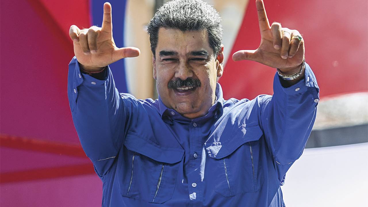 MUY AMIGO - Maduro comemora a vitória de Lula: deixando para trás a condição de pária -