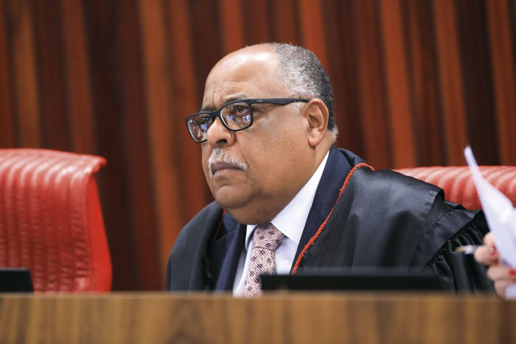 BENEDITO-GONCALVES-TSE-2022-90.jpg SEM PRECEDENTES - Gonçalves: caberá ao corregedor instruir os processos -