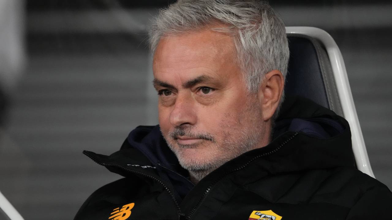 Mourinho pode assumir uma seleção pela primeira vez na carreira -