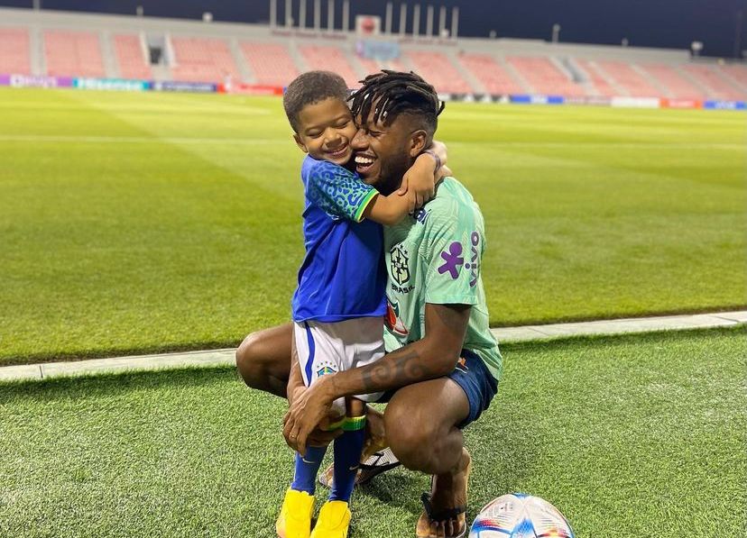 Os filhos dos jogadores da seleção que estão na torcida da Copa