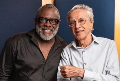 O cantor gospel Kleber Lucas e Caetano Veloso