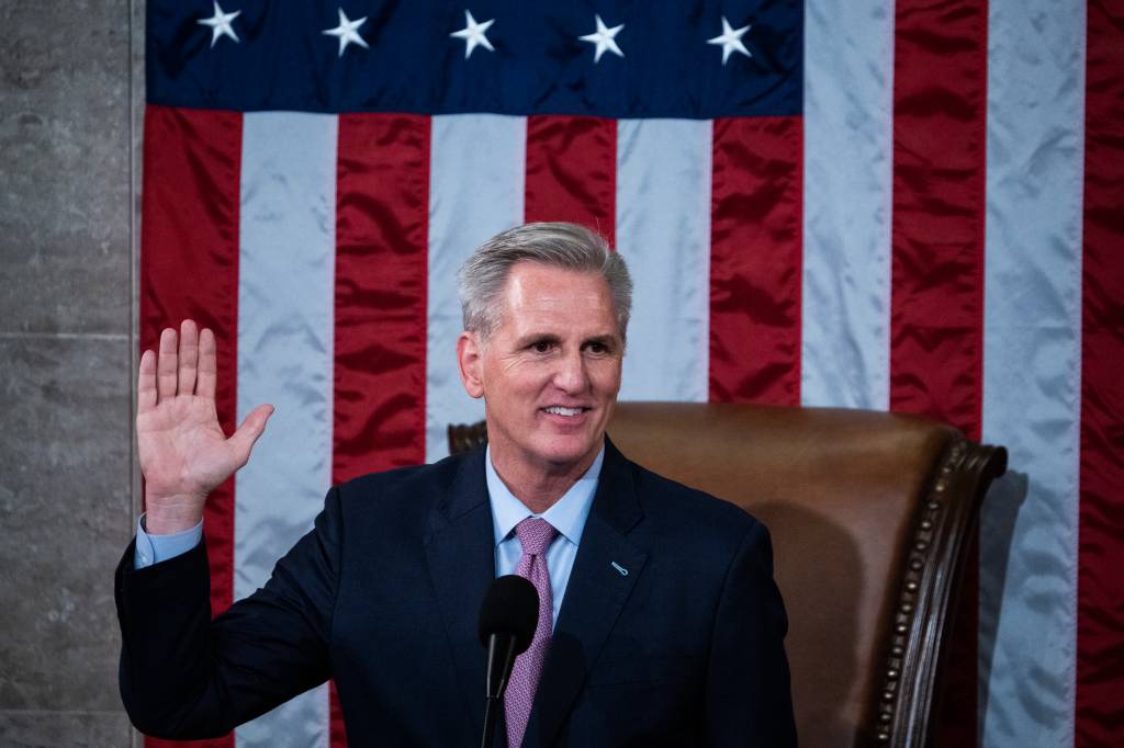 Republicano Kevin McCarthy é eleito presidente da câmara nos EUA