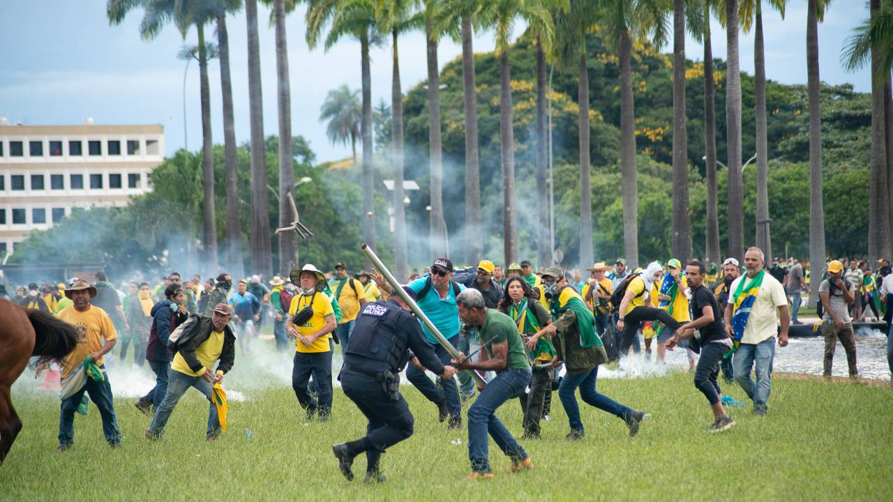 Confronto em Brasília