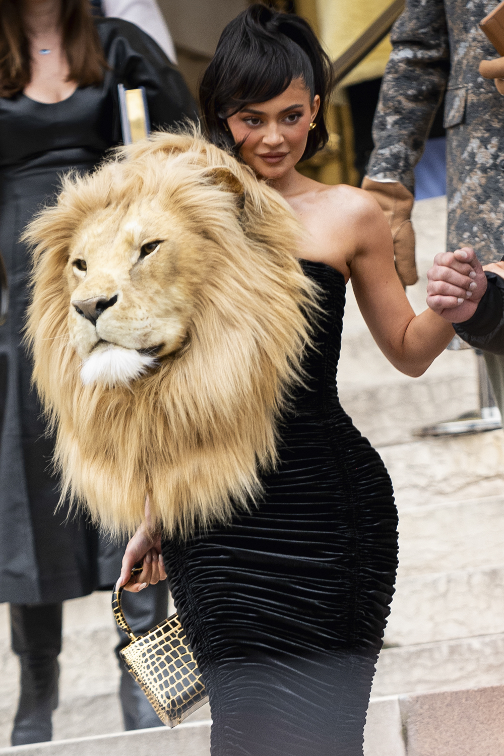 GettyImages-1459128691.jpg2 Kylie Kardashian -