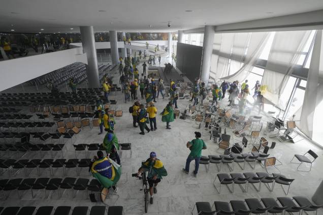 Invasão ao Congresso Nacional, STF e Palácio do Planalto, em Brasília - Invasão ao Congresso Nacional, STF e Palácio do Planalto, em Brasília -