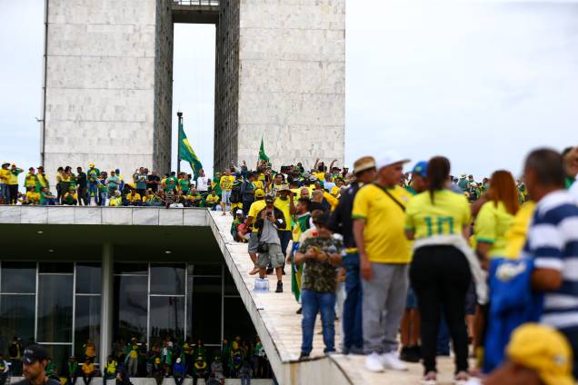 Invasão ao Congresso Nacional, STF e Palácio do Planalto, em Brasília - Invasão ao Congresso Nacional, STF e Palácio do Planalto, em Brasília -