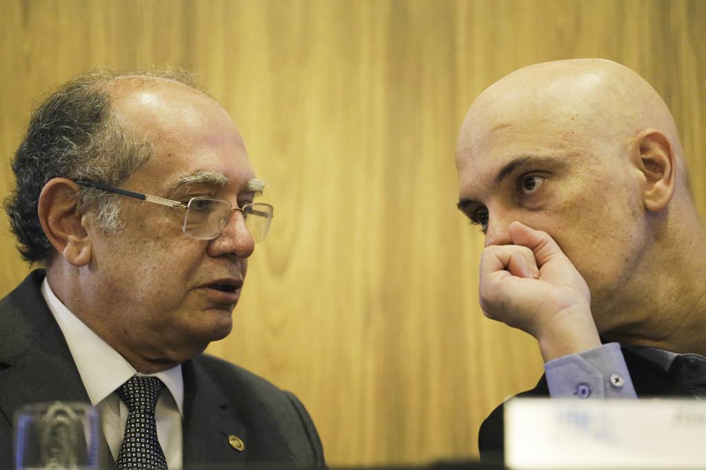 10371844-high.jpeg APOIOS - Gilmar e Moraes: ministros têm suas próprias preferências entre os candidatos à vaga que será aberta em maio -