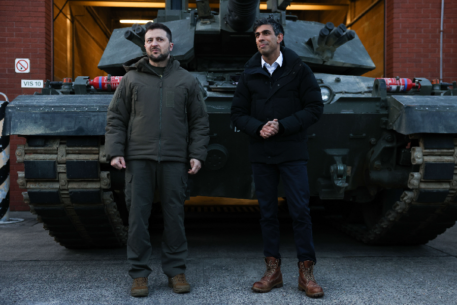 O presidente da Ucrânia, Volodymyr Zelensky, e o primeiro-ministro britânico, Rishi Sunak