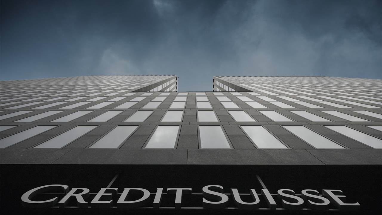 AMEAÇA - Sede do Credit Suisse, em Zurique: receio de um efeito global