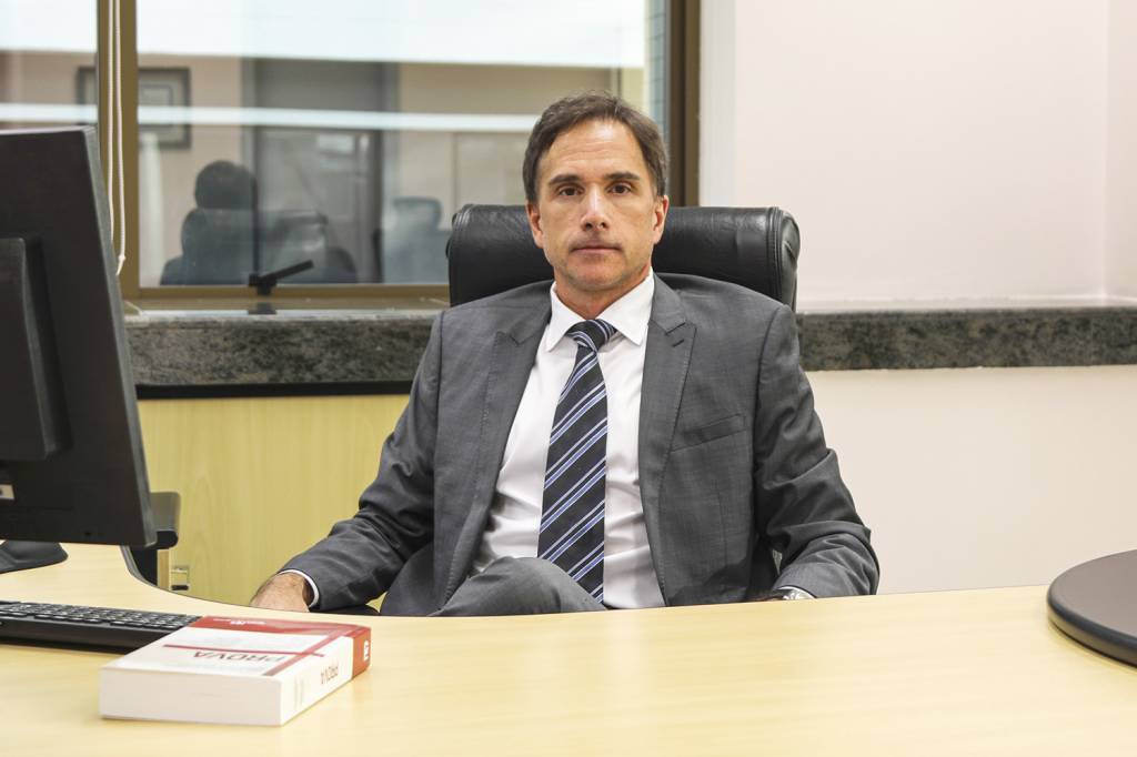 Juiz da Lava-Jato manda ouvir em processo procurador que atuou na operação