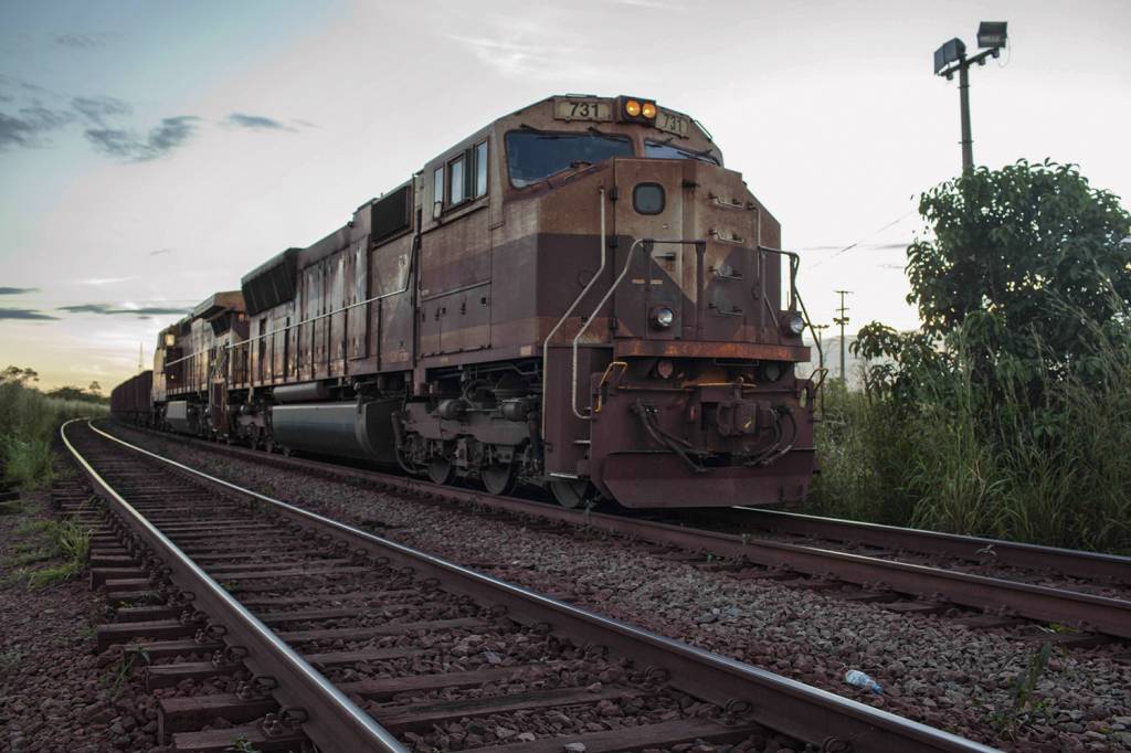 GettyImages-527487284.jpg EIXO INDUSTRIAL - Trem de Carajás: fábricas poluidoras ficam junto à ferrovia