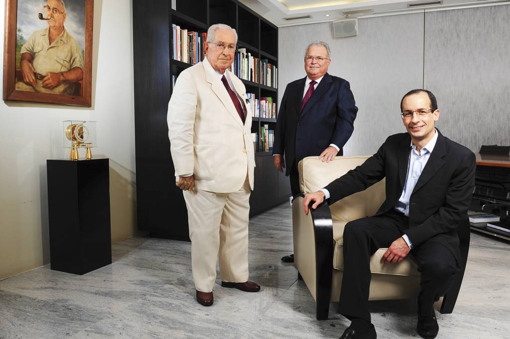 NORBERTO-ODEBRECHT-EMILIO-ODEBRECHT-MARCELO-ODEBRECHT-1-(3).JPG IMPACTO - Norberto, o fundador, com Emílio e Marcelo: a família implodiu de vez