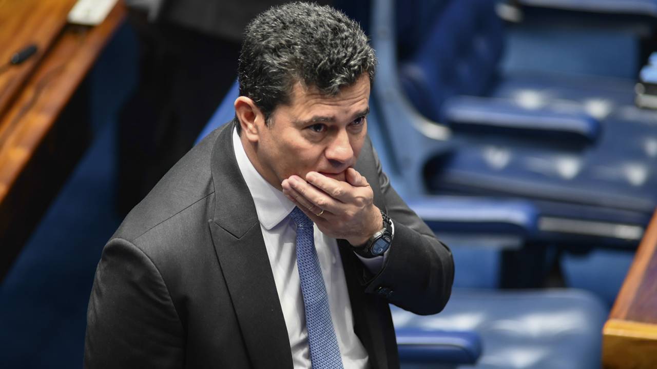 INVERSÃO - Moro: ex-juiz, virou senador e agora pode se ver diante de advogado de Lula em sabatina por vaga no STF